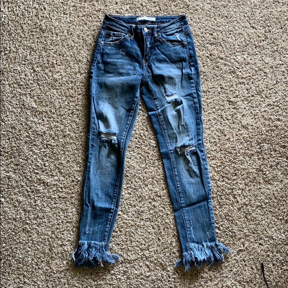 KanCan distressed Jeans